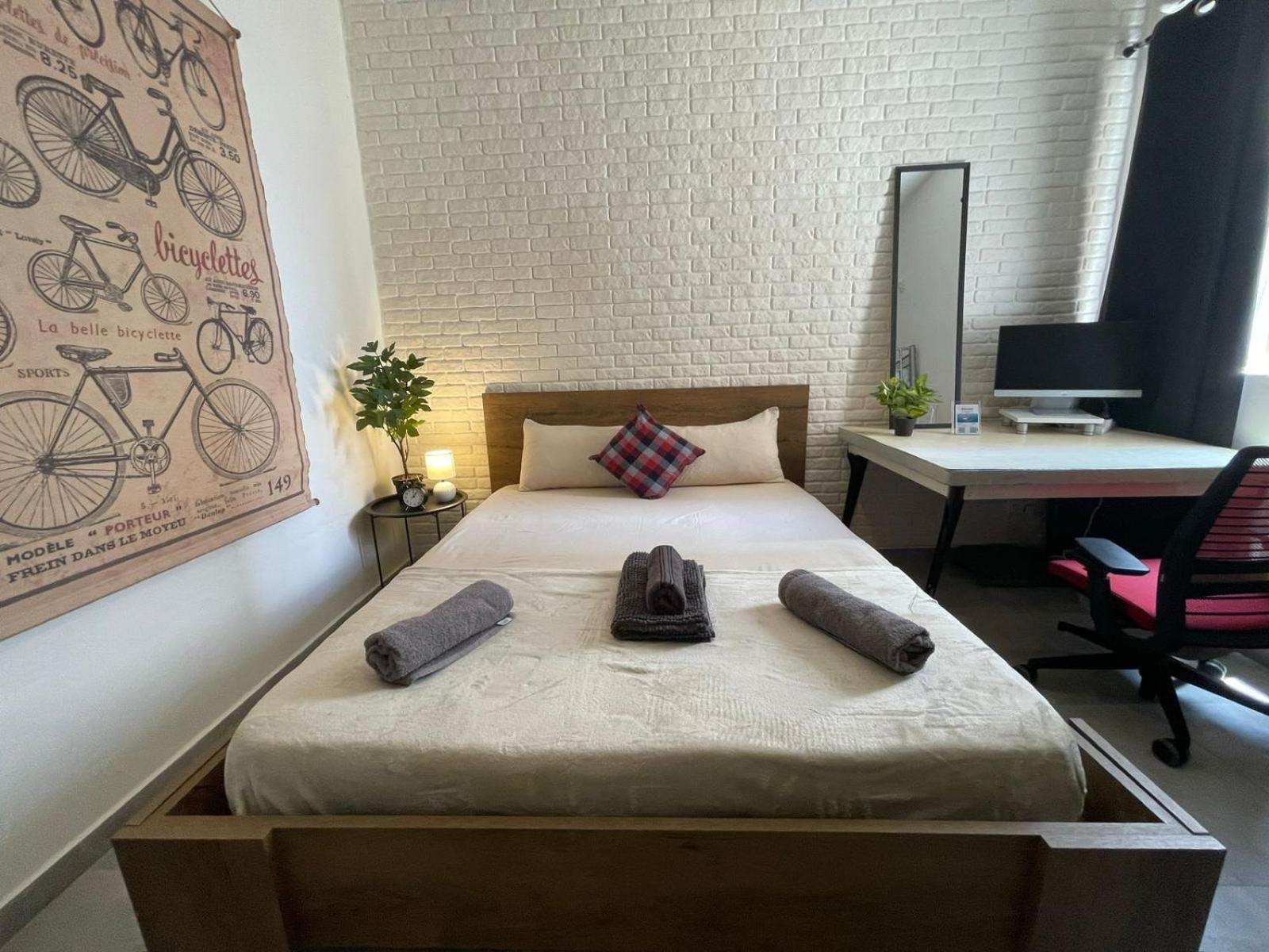 Cozy Gzira Apt, Prime Location, Top View Appartamento